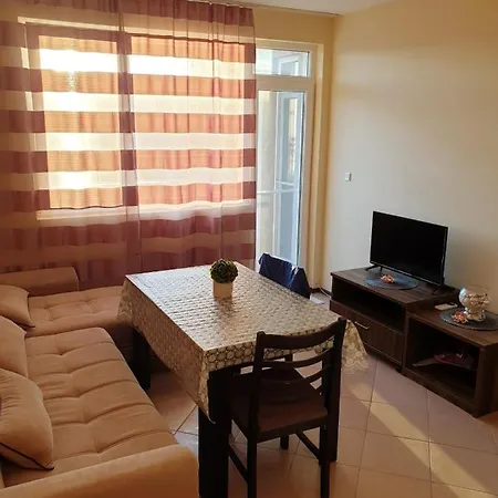 Sunny House Family Nesebyr
